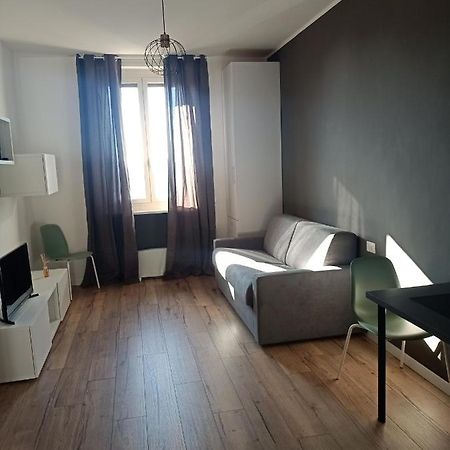 Tiny Bengasi Apartment Turin Extérieur photo