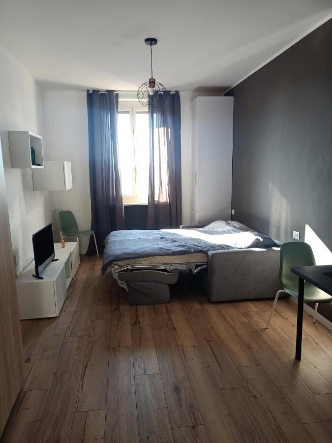Tiny Bengasi Apartment Turin Extérieur photo